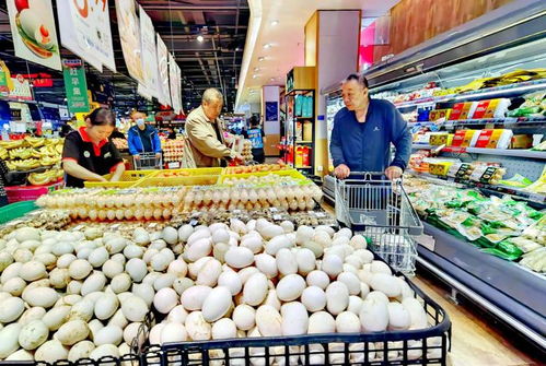 節(jié)前市場(chǎng)購(gòu)銷(xiāo)兩旺，日用家電零售迎熱潮